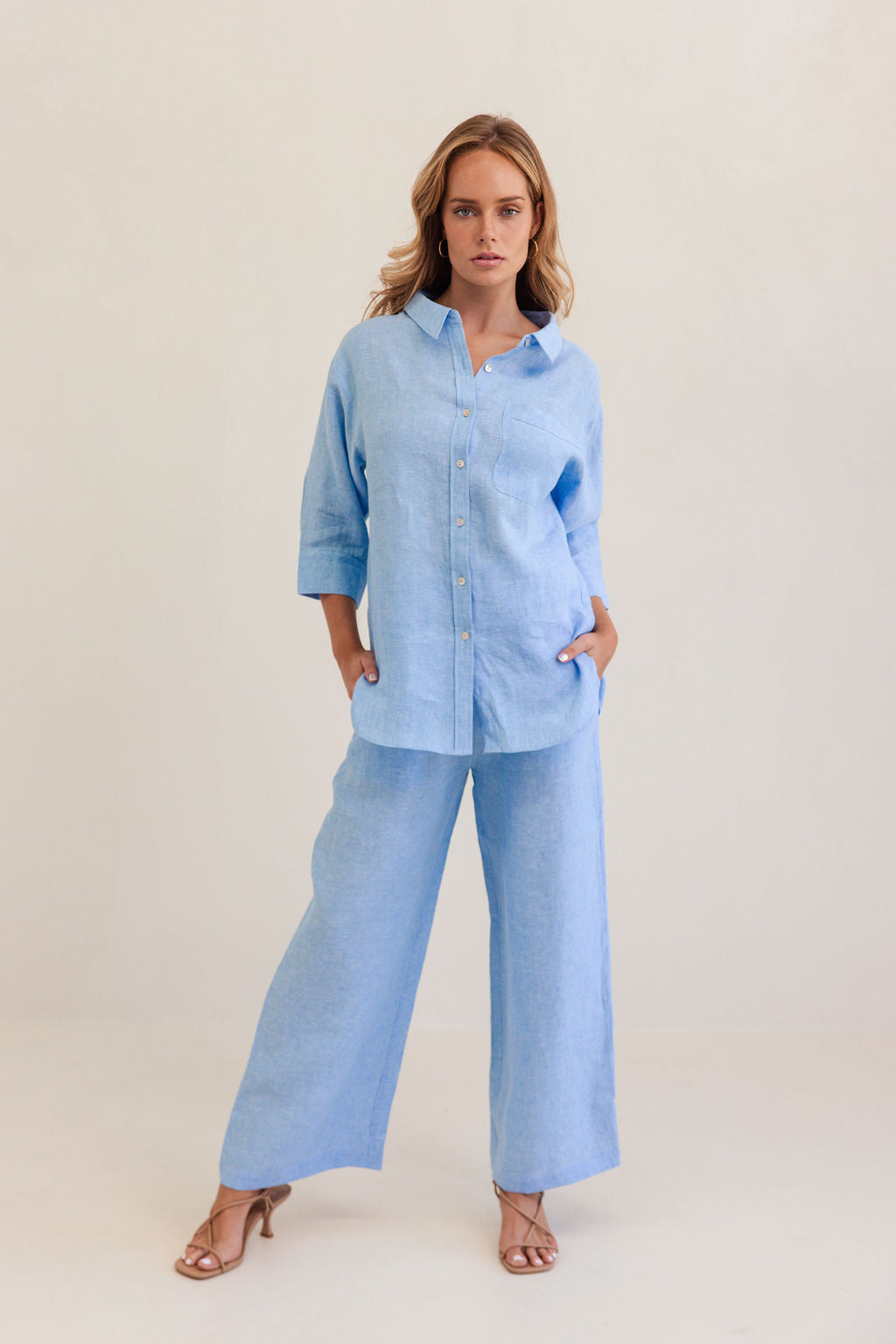 100% Linen Elbow Sleeve Shirt in Chambray