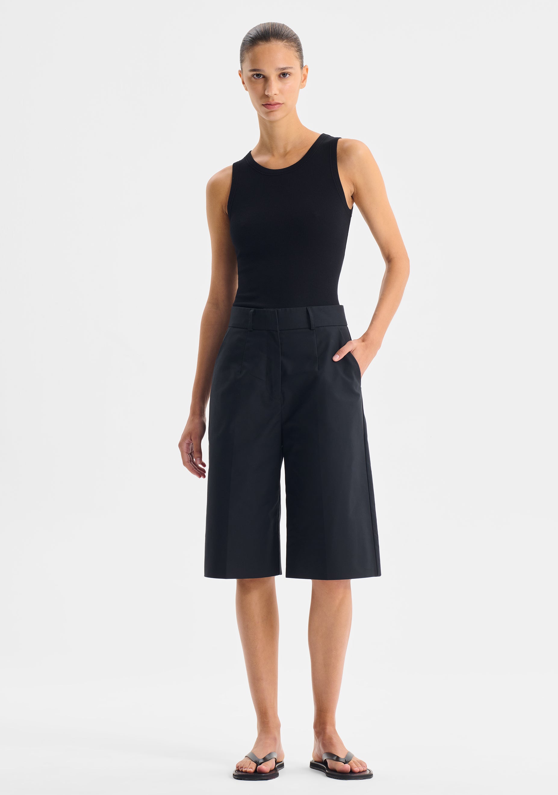 Elliott Bermuda Short | Black