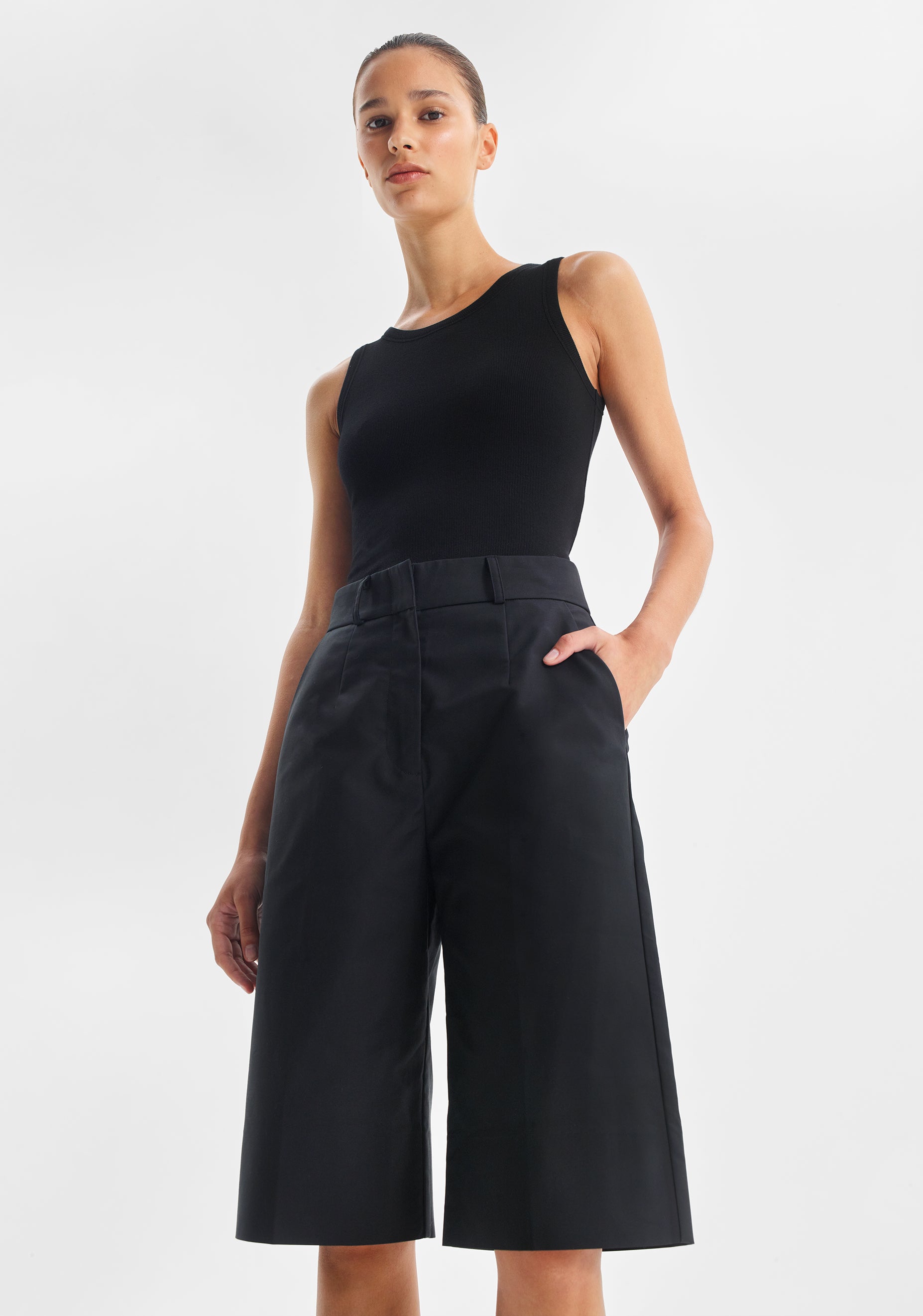 Elliott Bermuda Short | Black