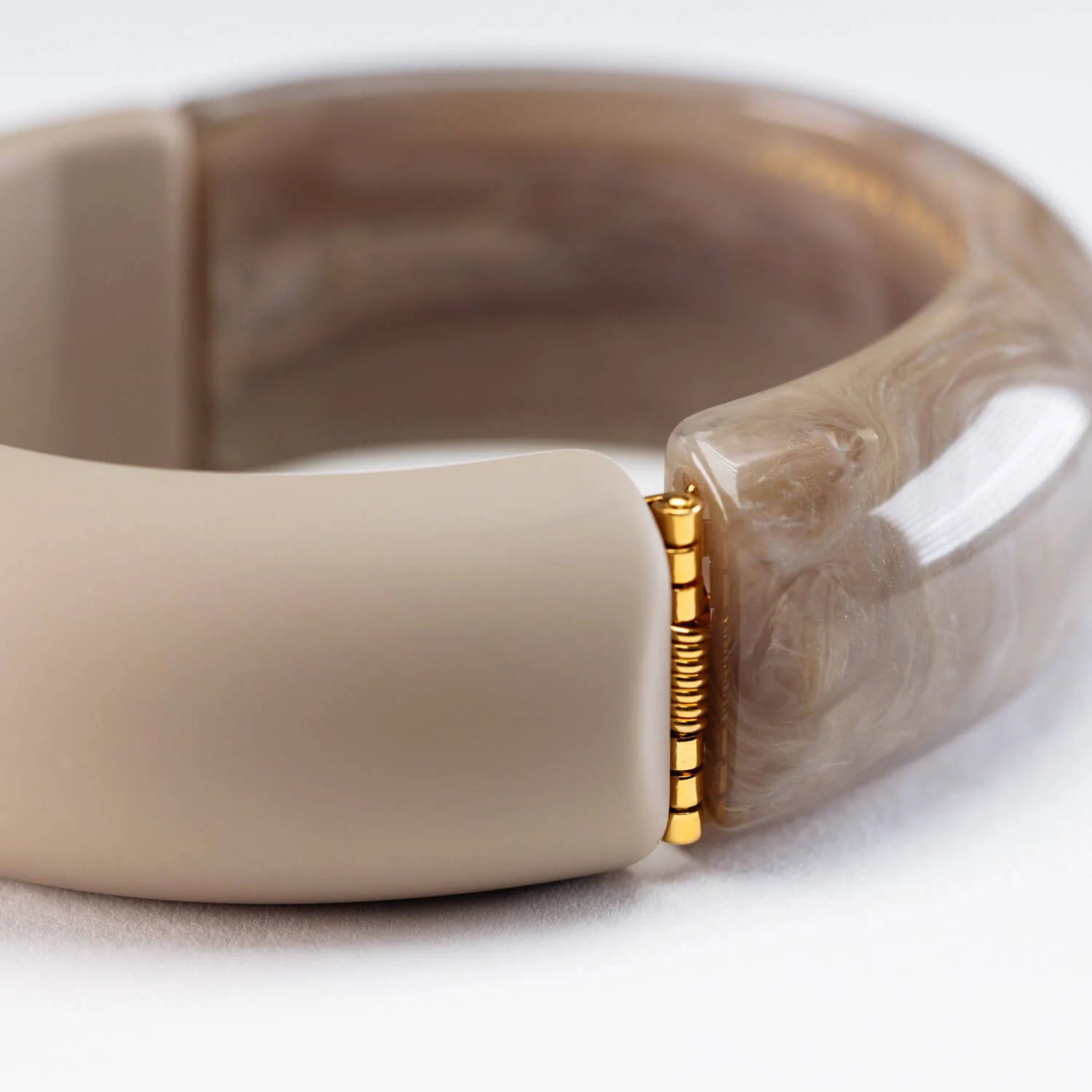 2 Colour Bangle Greige Marble - Matt Light Taupe