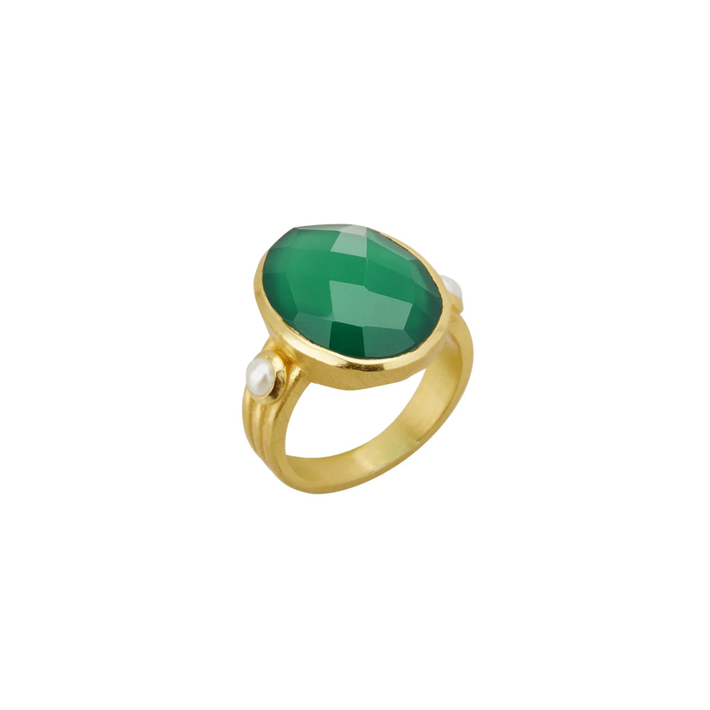 Green Onyx & Pearl Ring
